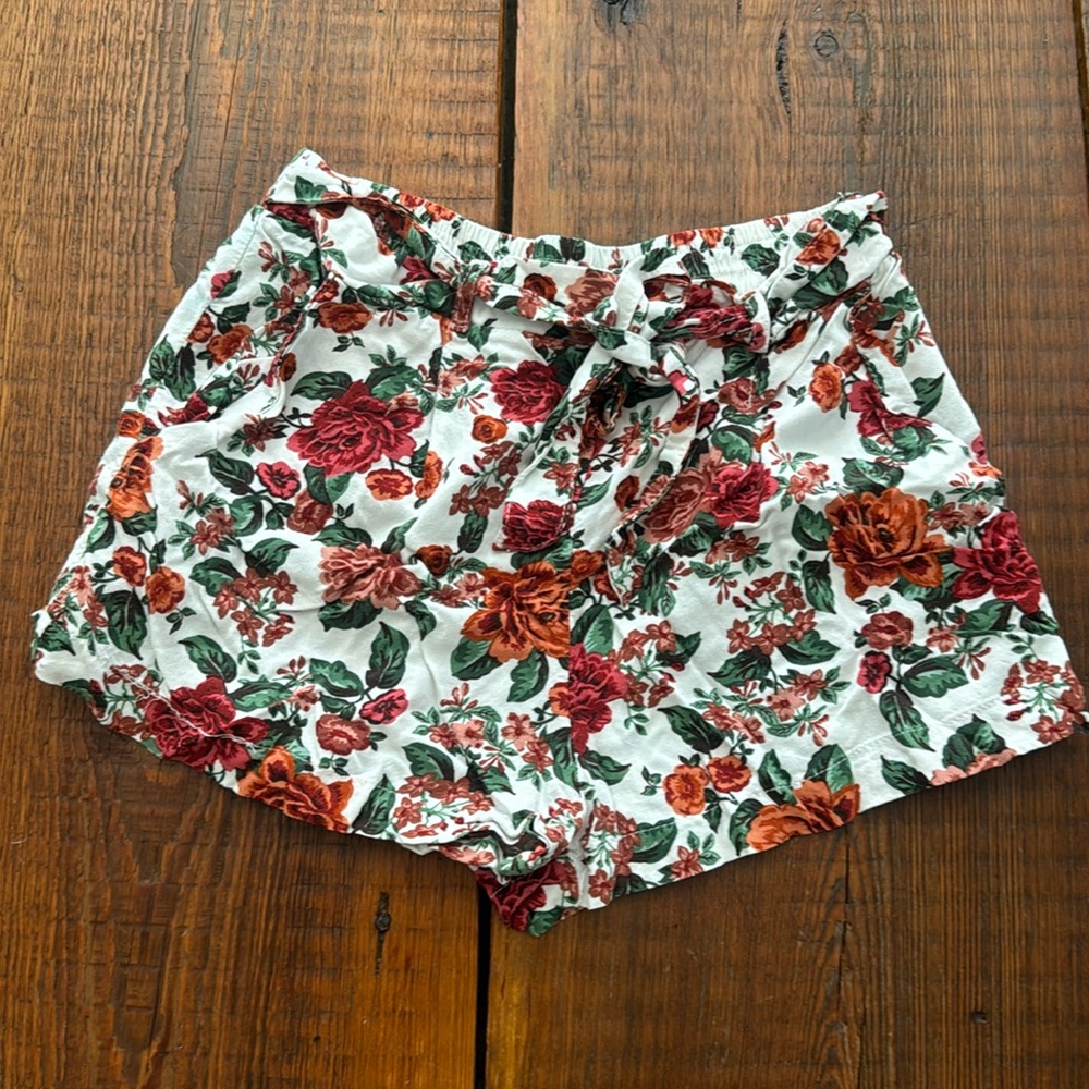 Stretchy Rose Shorts